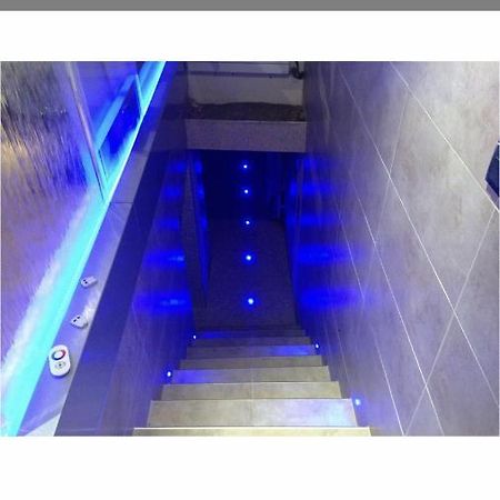 Logement Haut De Gamme Jacuzzi Sauna Clermont-Ferrand Luaran gambar
